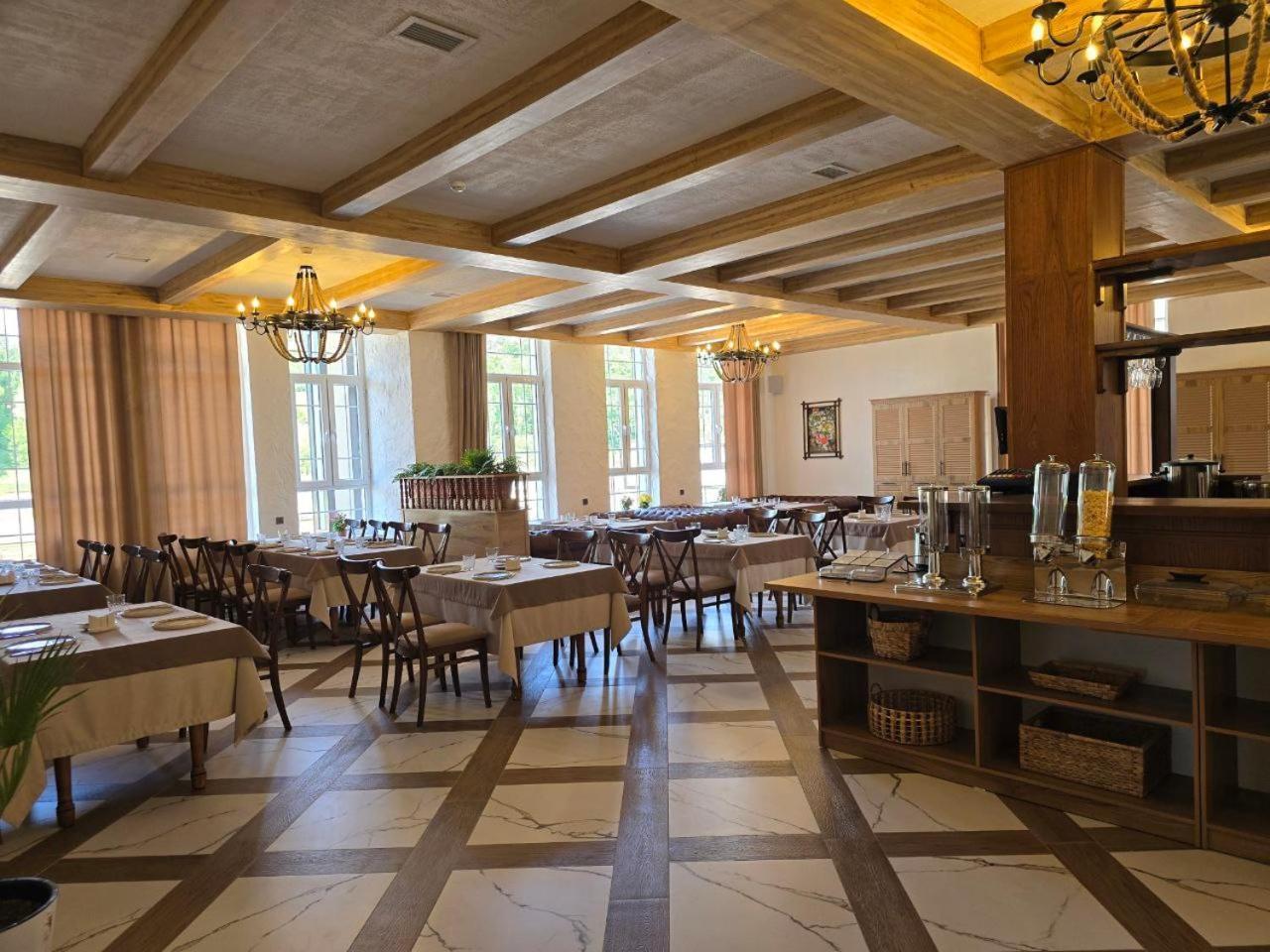 Pana Hotel Gazalkent エクステリア 写真