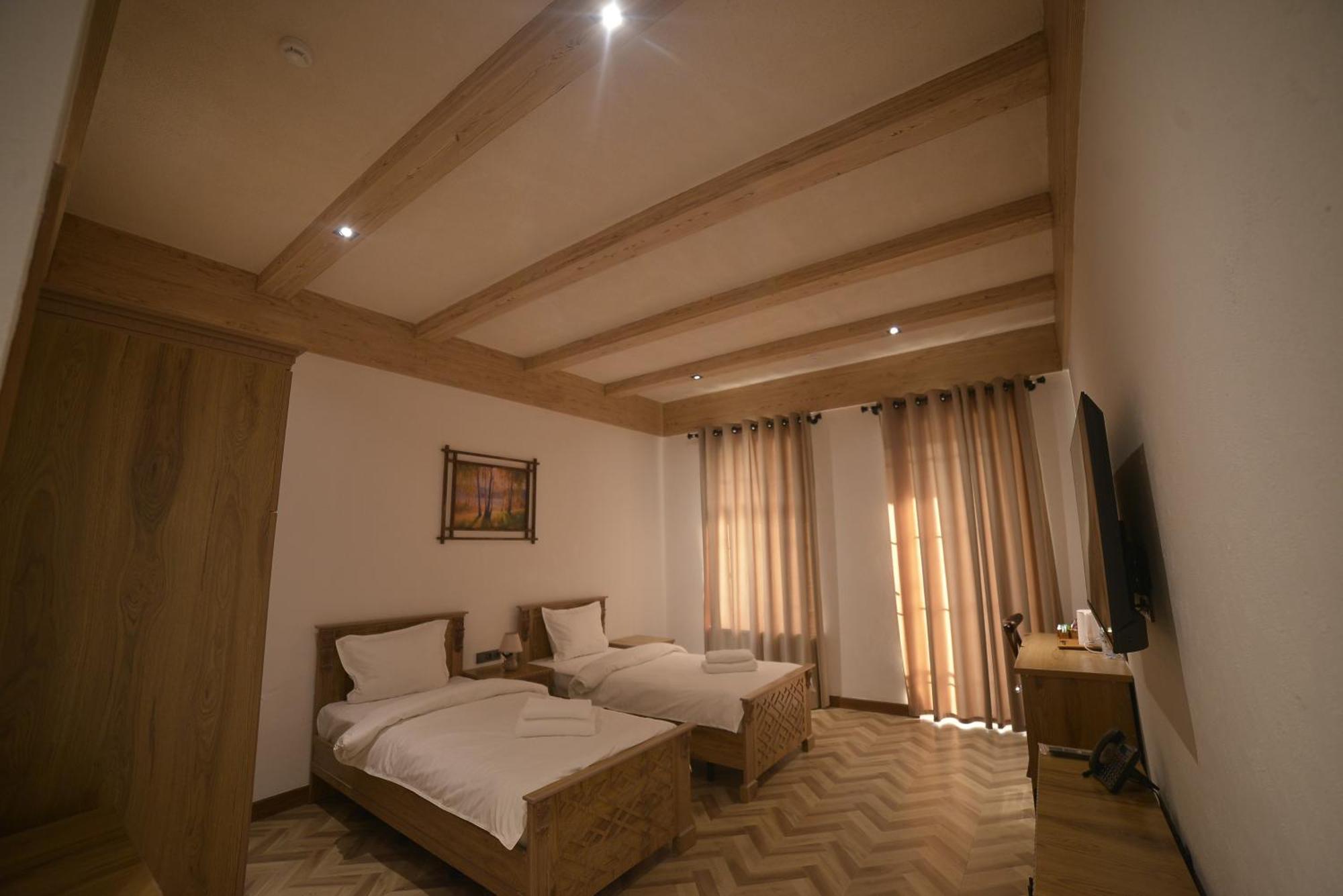 Pana Hotel Gazalkent エクステリア 写真